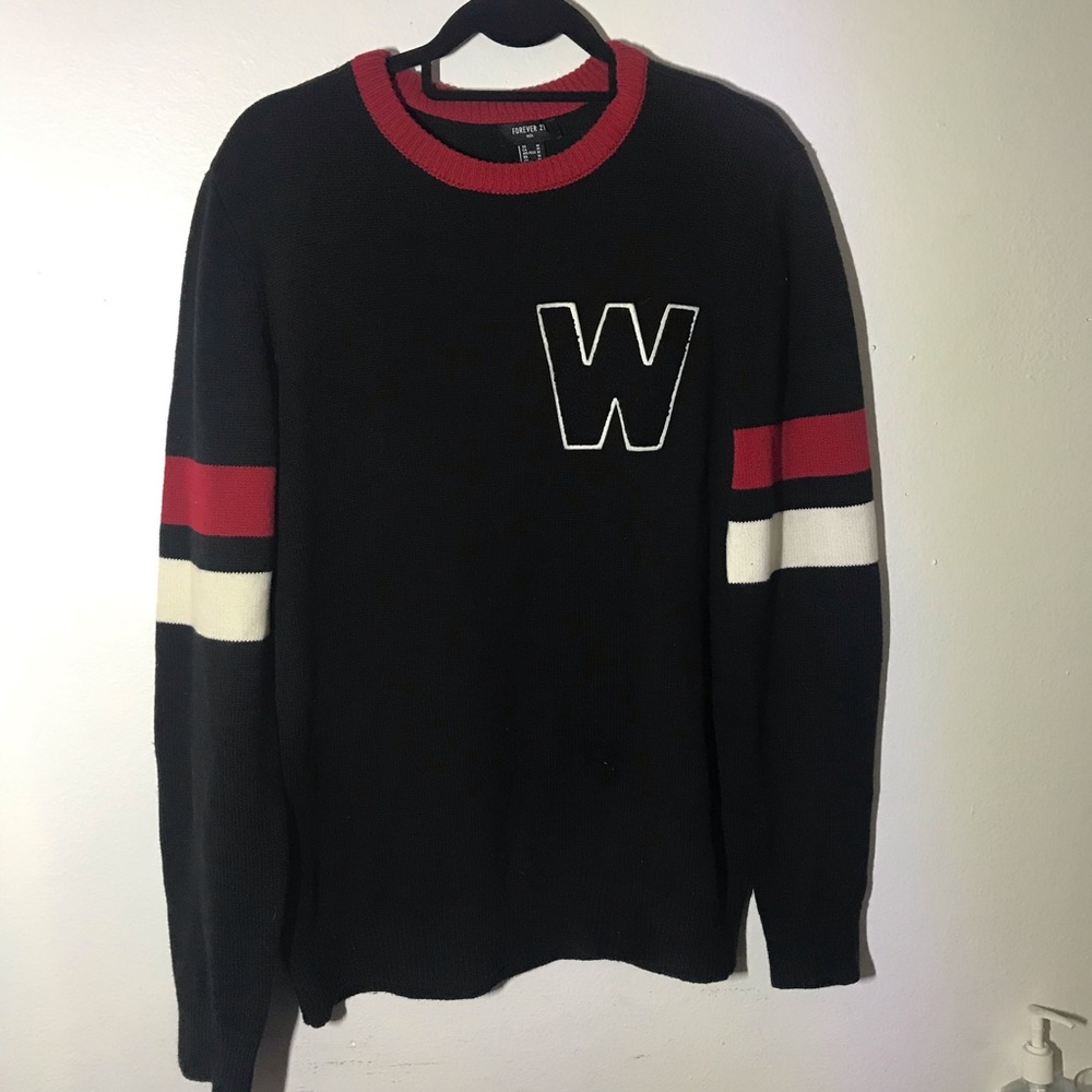 Forever 21 Men round neck sweater